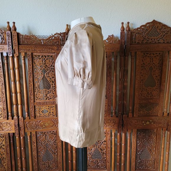 Banana Republic Ruffled Taupe Beige Silk Blouse - Picture 2 of 11